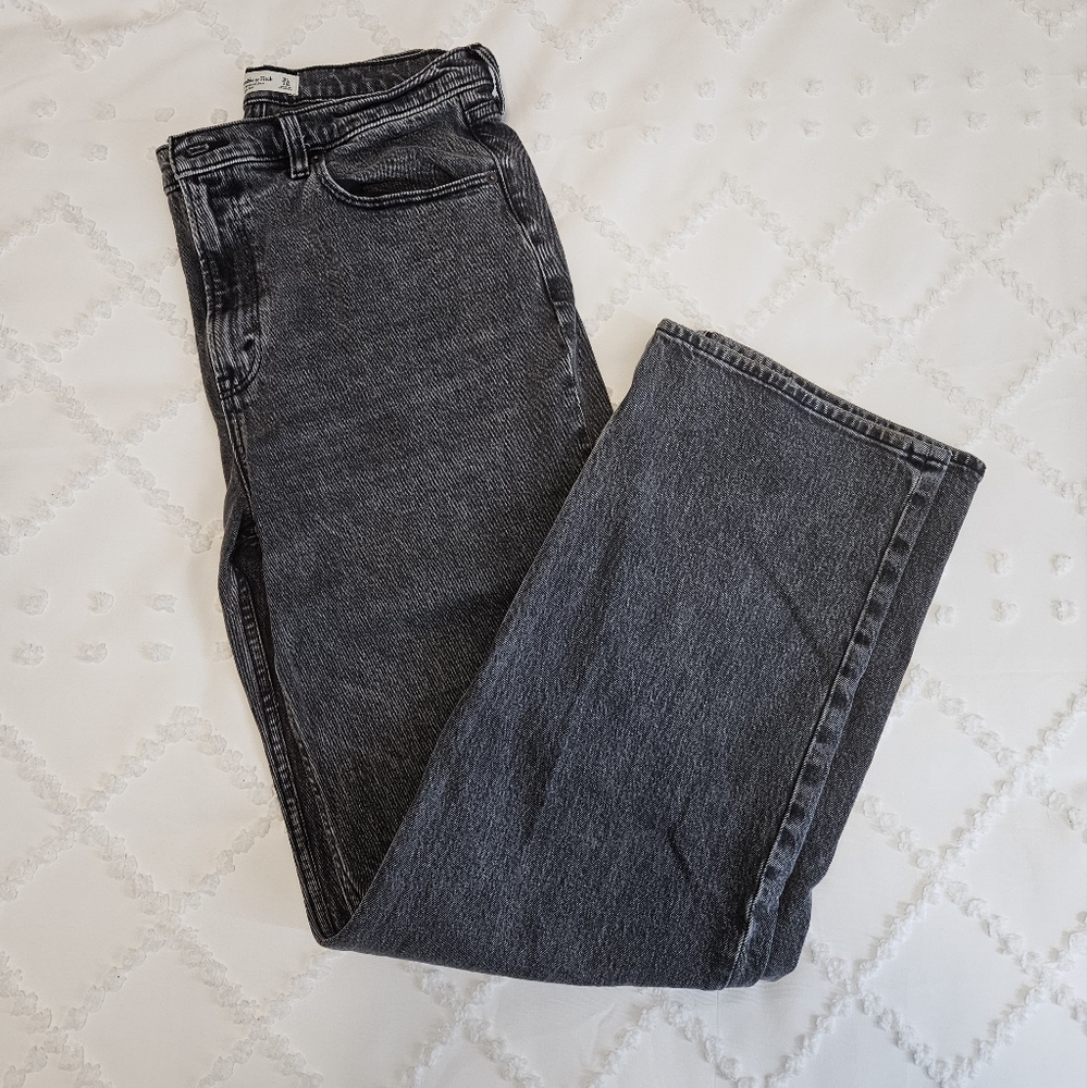 Abercrombie High Rise 90s Relaxed Jean